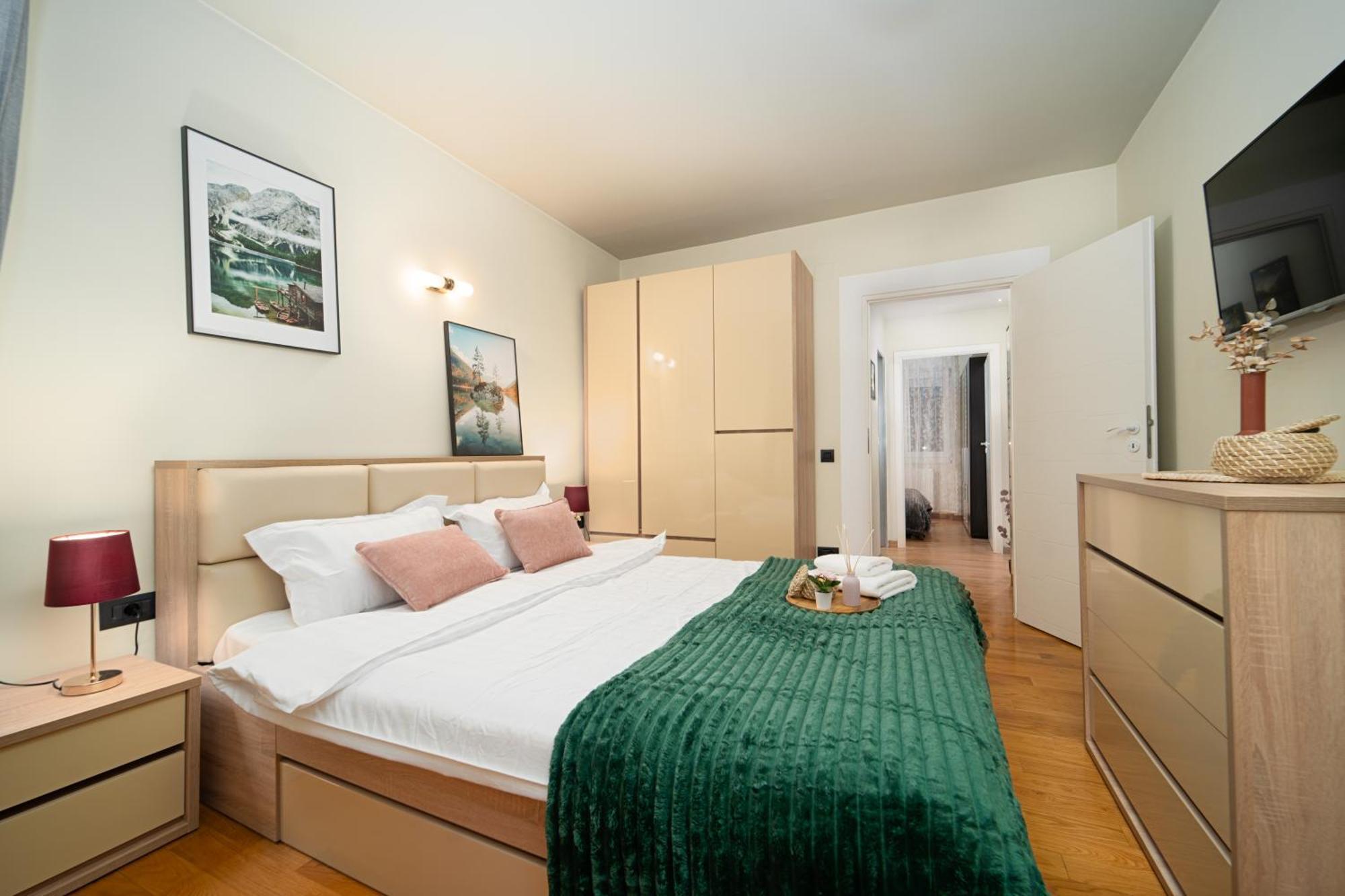 Central Elegant - Anastasia Apartment - By Openhouse Timişoara Buitenkant foto